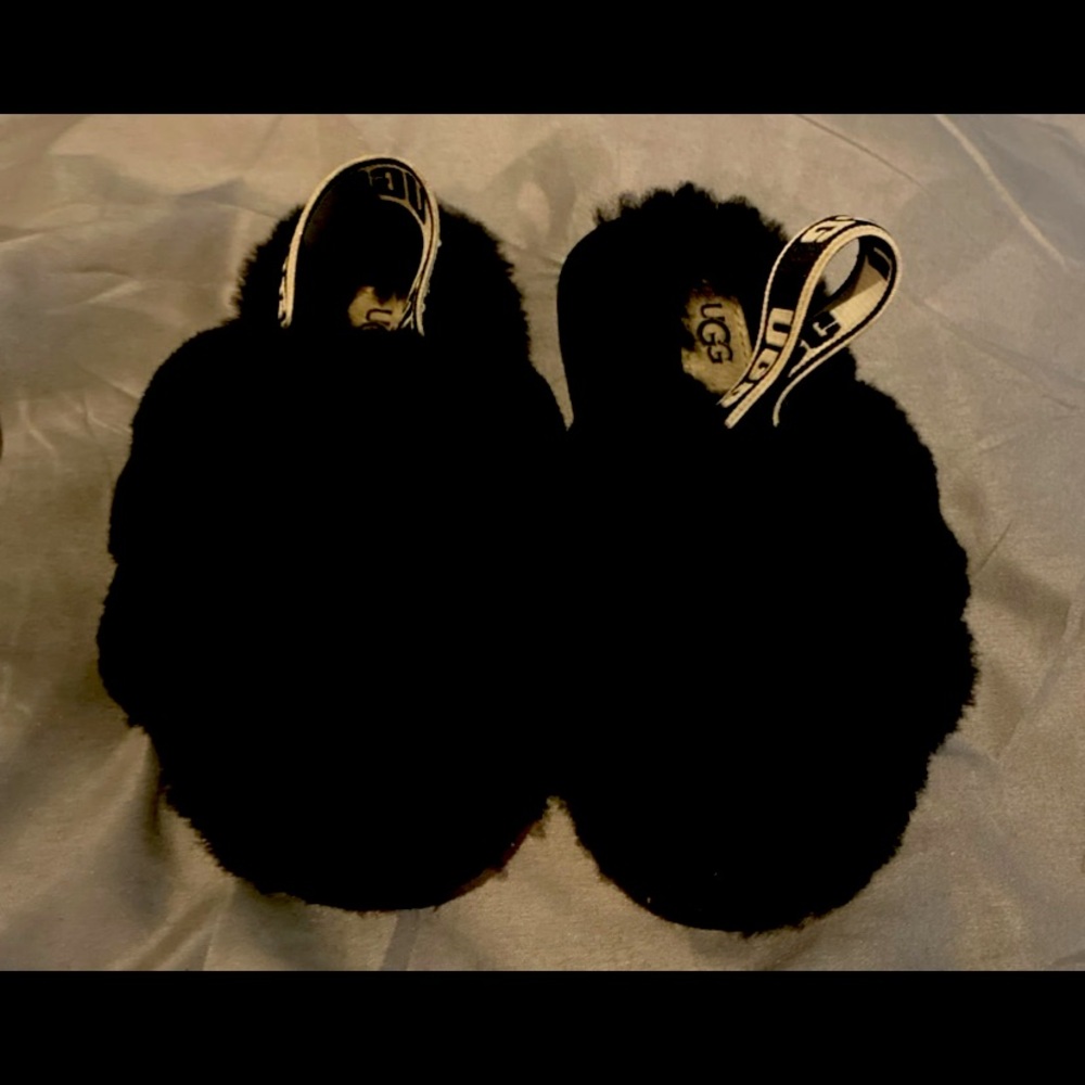 Black Ugg slides size 8c